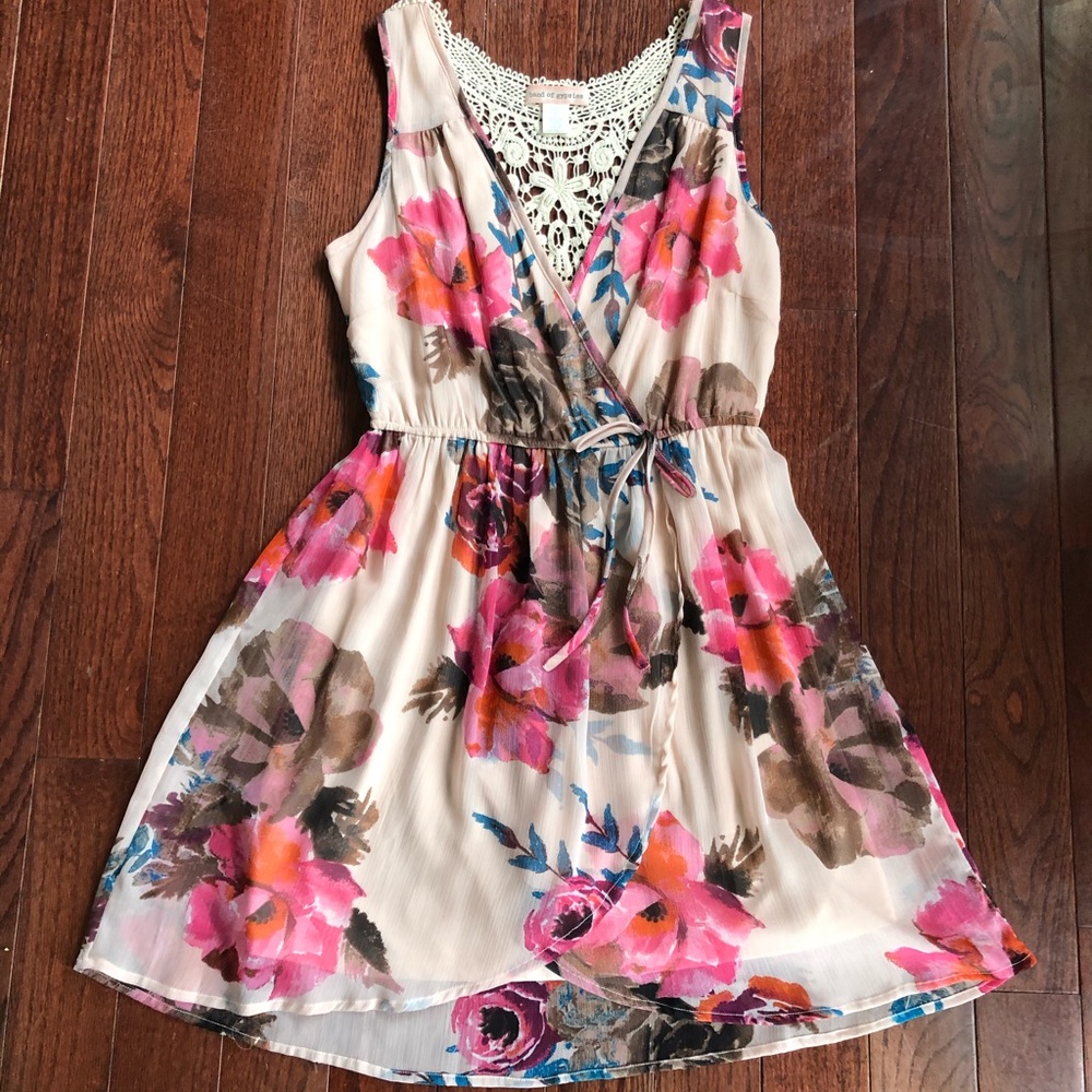 Cute floral dress🌸